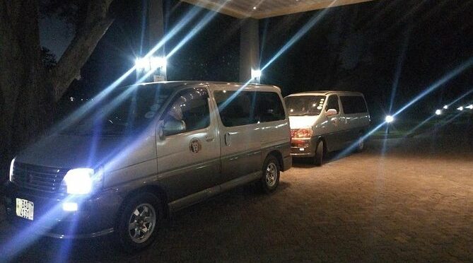 Return Victoria Falls Airport (Zimbabwe) to Livingstone (Zambia) Transfers