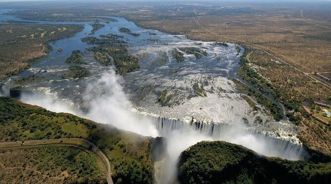4 Day Victoria Falls and Chobe Safari