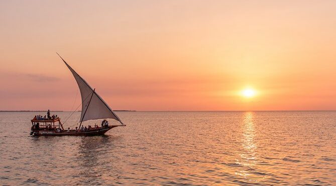 14-Day Zimbabwe & Mozambique Explorer (Adventure Camping Tour)
