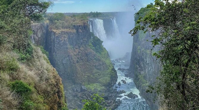 Guided tour of the Victoria Falls Rainforest