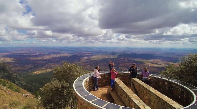 Discover Zimbabwe