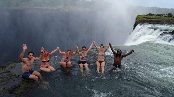 Devils Pool and Livingstone Island Tour