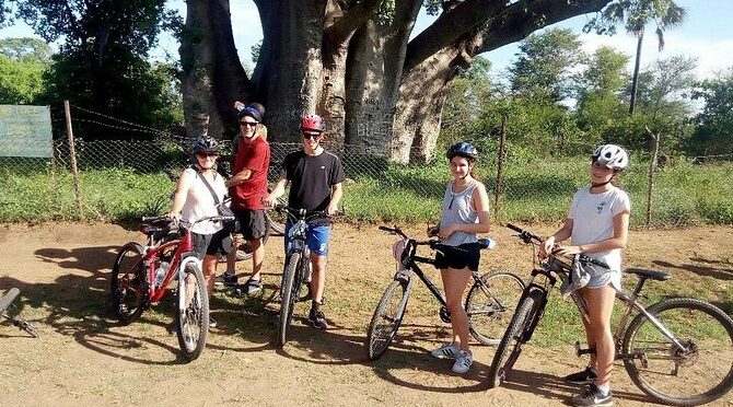 Royalty travel biking tour