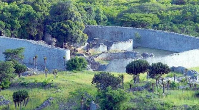 Great Zimbabwe Overnight Tour