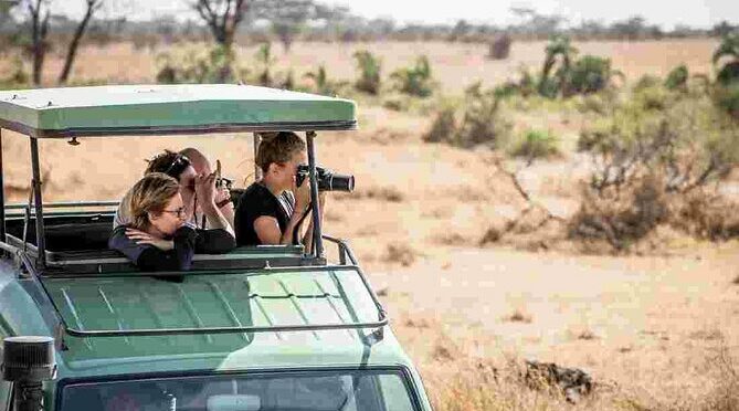 Zimbabwe Mid Luxury 6 Days Holiday Departing from Victoria Falls.