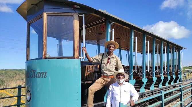 Victoria Falls Bridge Walking Tour–Small Group Safari Experience