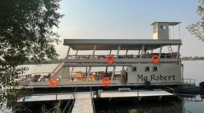 Guided Tour of Victoria Falls & Sunset Cruise Combo