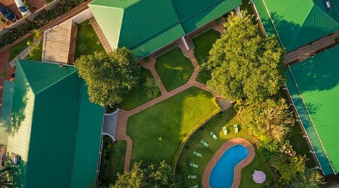 3 days 2 nights Tour of Victoria Falls with hotel package