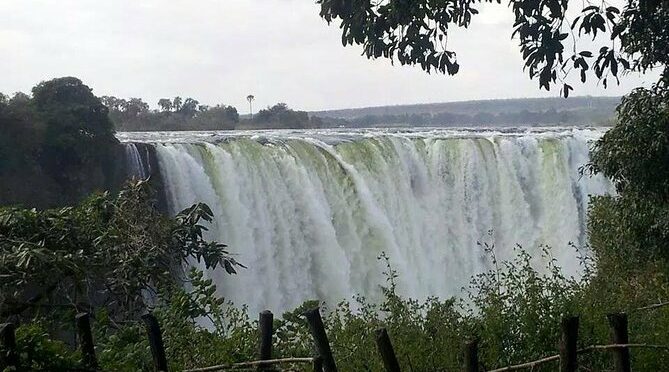 Private Guided Tour of Victoria Falls Zimbabwe