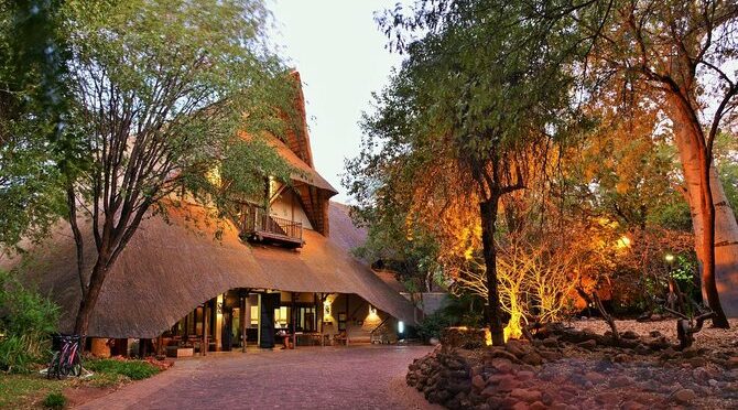 5 Days / 4 Nights Victoria Falls Safari Lodge Package