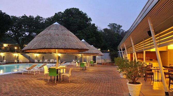 3 Days / 2 Nights Cresta Sprayview Hotel Package