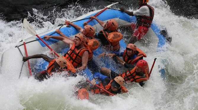 Zambezi River Experience : White Water Rafting