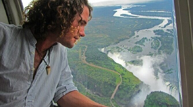 15 Minutes Helicopter Flight in Victoria Falls (Zimbabwean side)